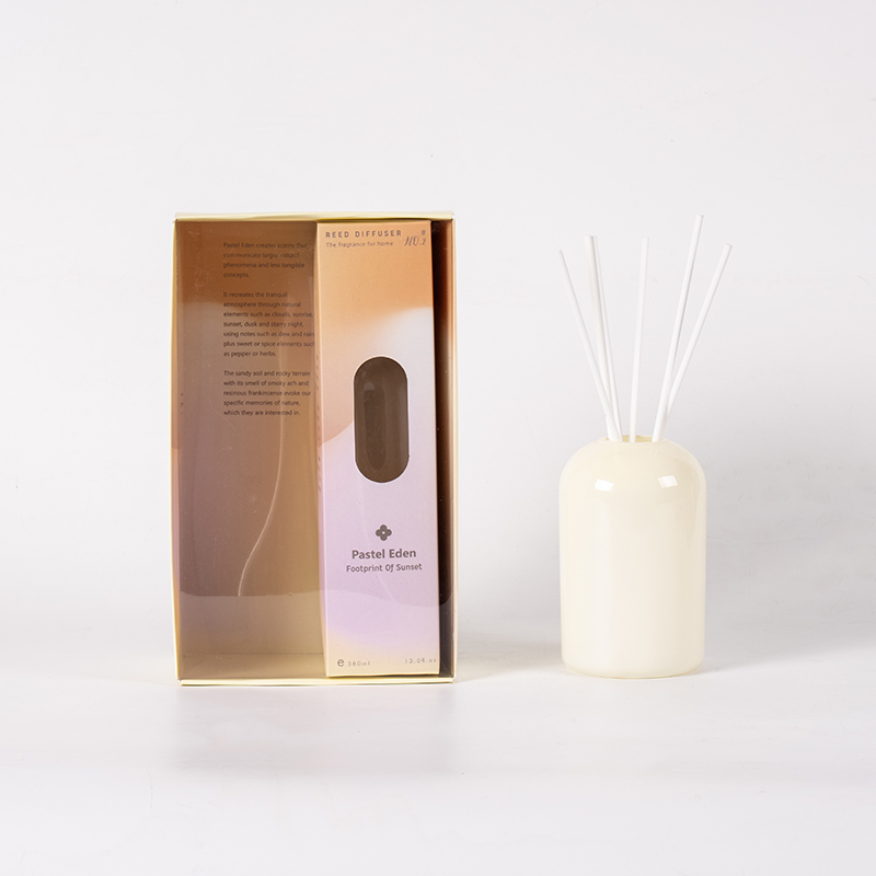 Diffuseur de roseaux en bouteille ronde en verre Transparent à haute volatilité, aromathérapie de style grand volume